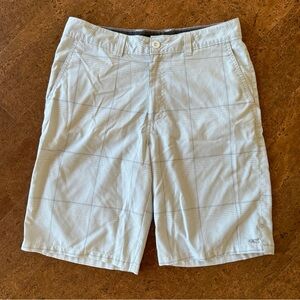 O’Neill Light Grey Plaid Men’s Size 32 Polyester/Viscose Shorts